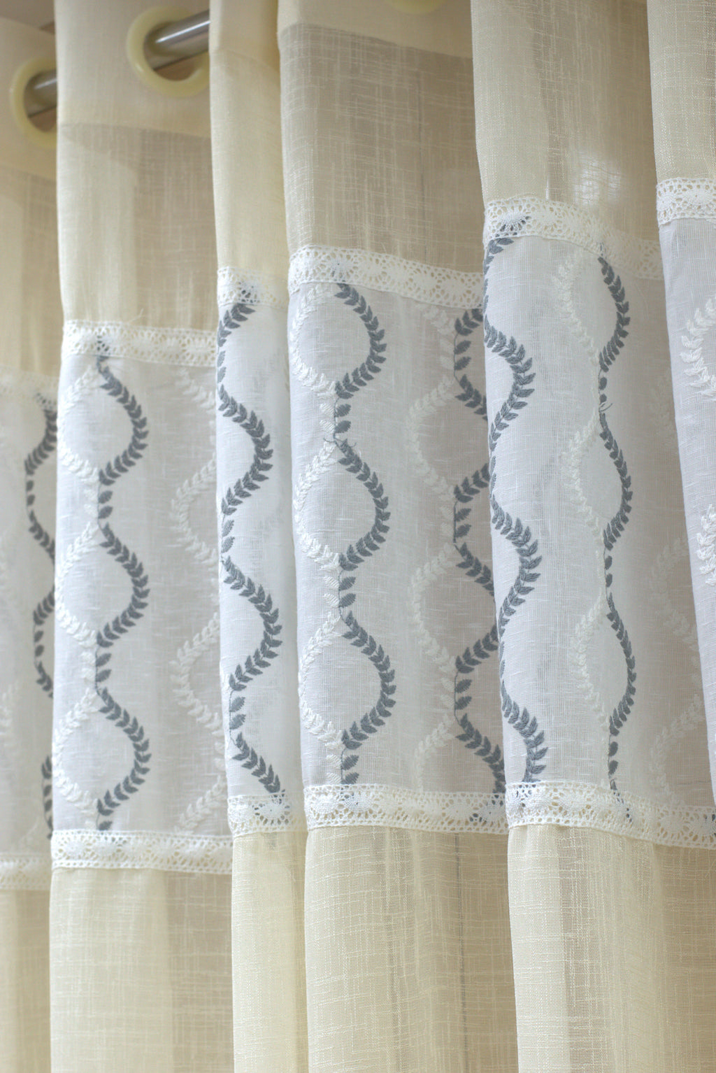 Semi-Linen Door Curtain (4×7 ft)