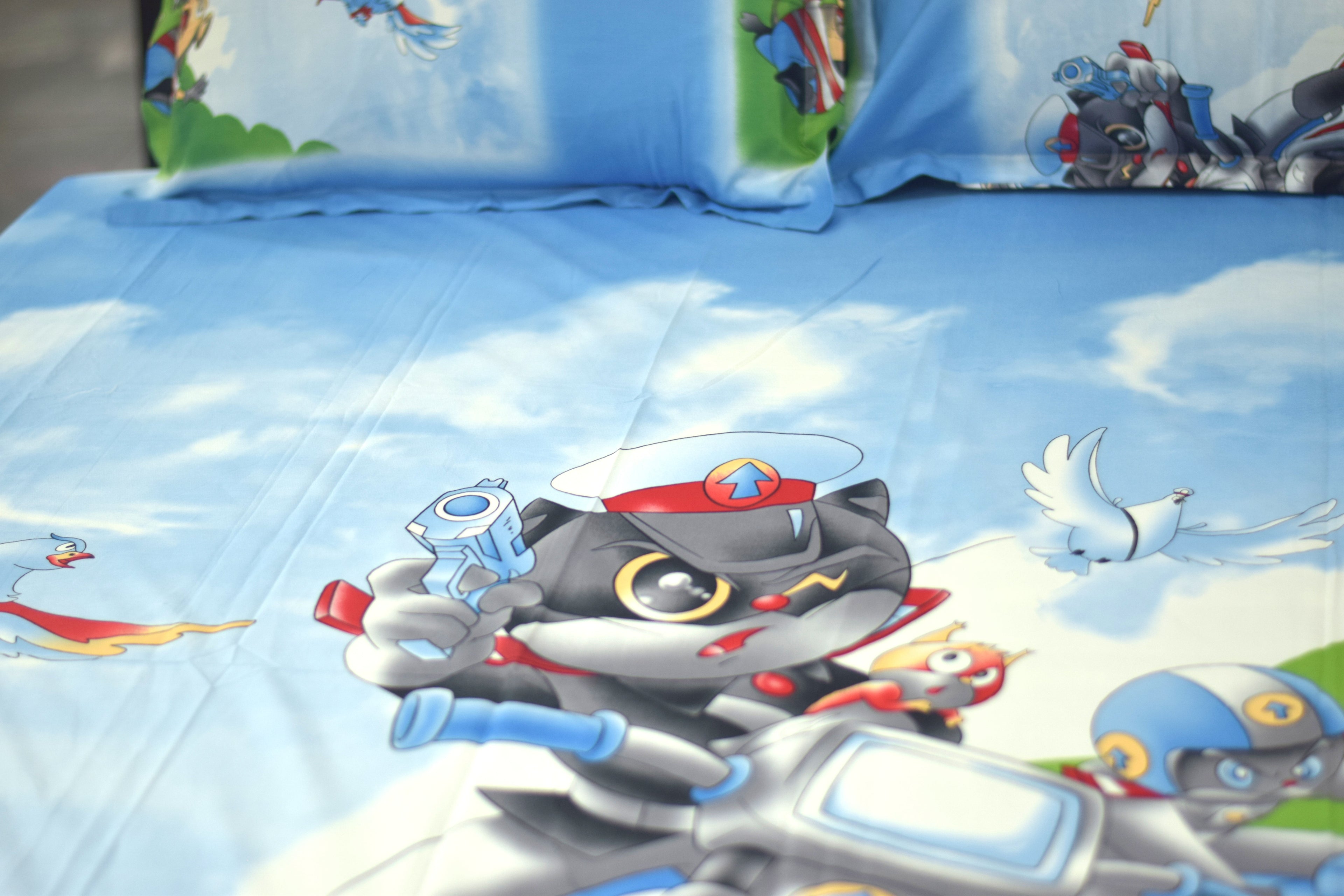 Kids Cartoon Adventure Printed Queen Size Bedsheet with 2 Pillow Covers - View 2 - Printed - Nushio