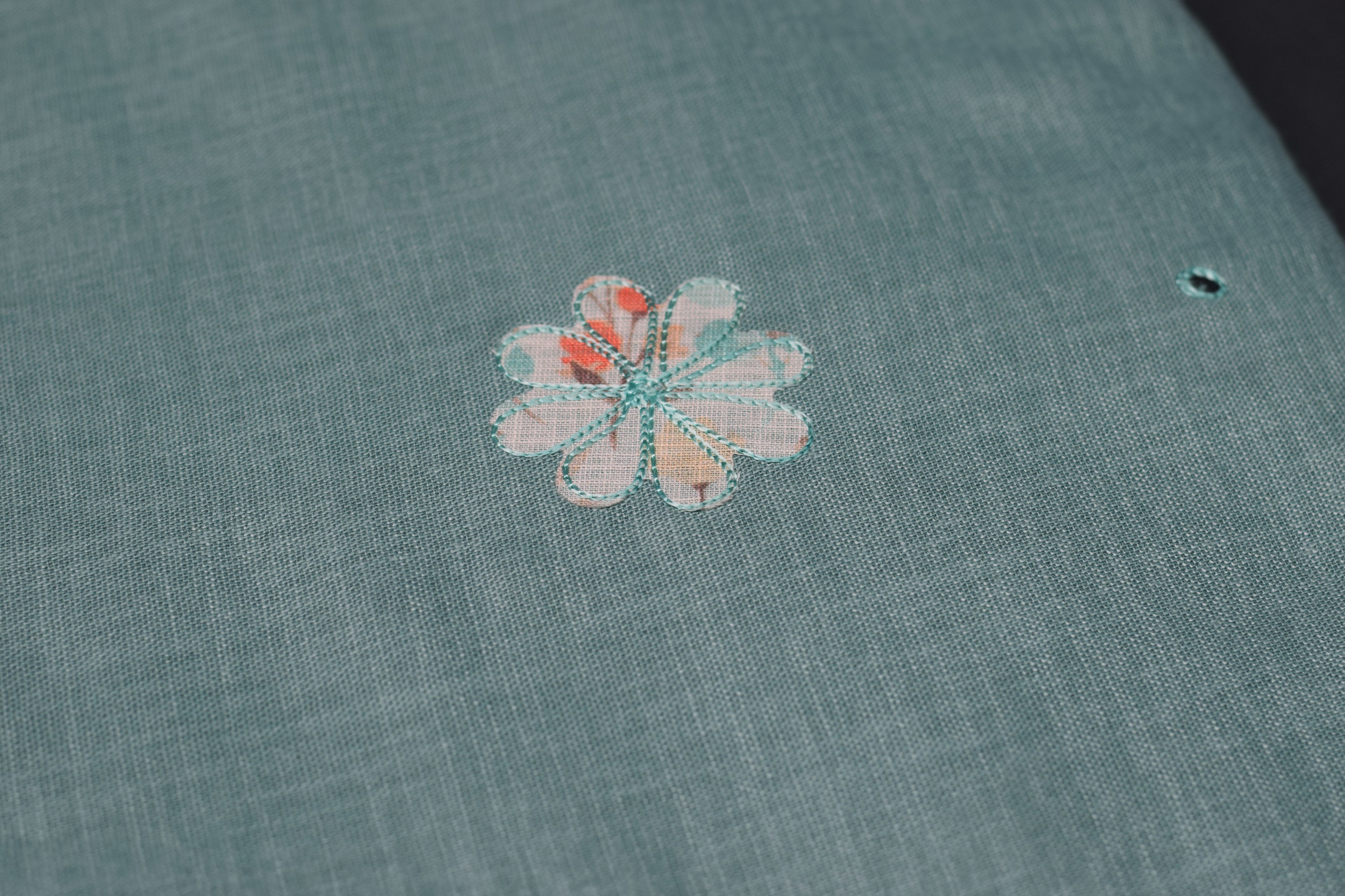 Sea Green Semi Linen Dress Material Set with Floral Embroidery – 44" Width
