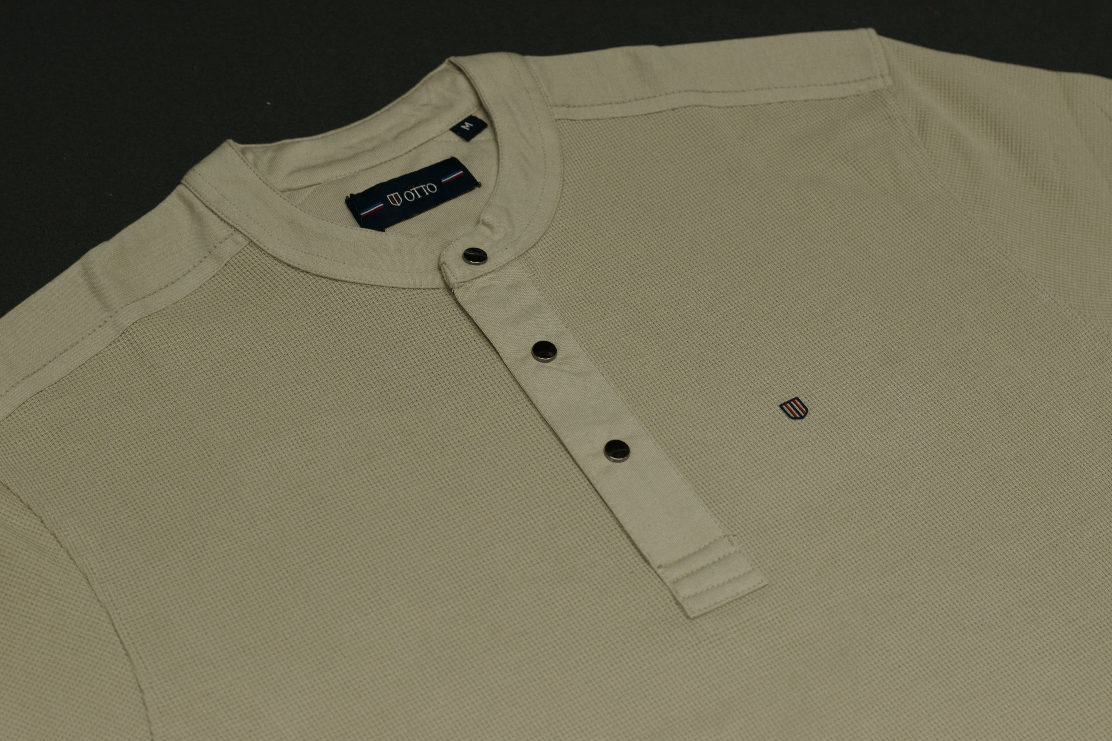 Men’s Off-White Textured Henley T-Shirt | Casual Slim Fit Half Sleeve Tee