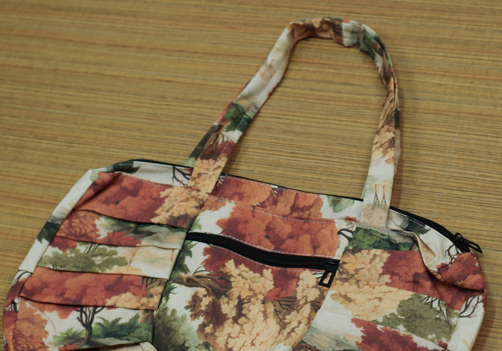 Women’s Floral Print Pleated Handbag with Inner Lining & Zipper – Nushio by Pulpel