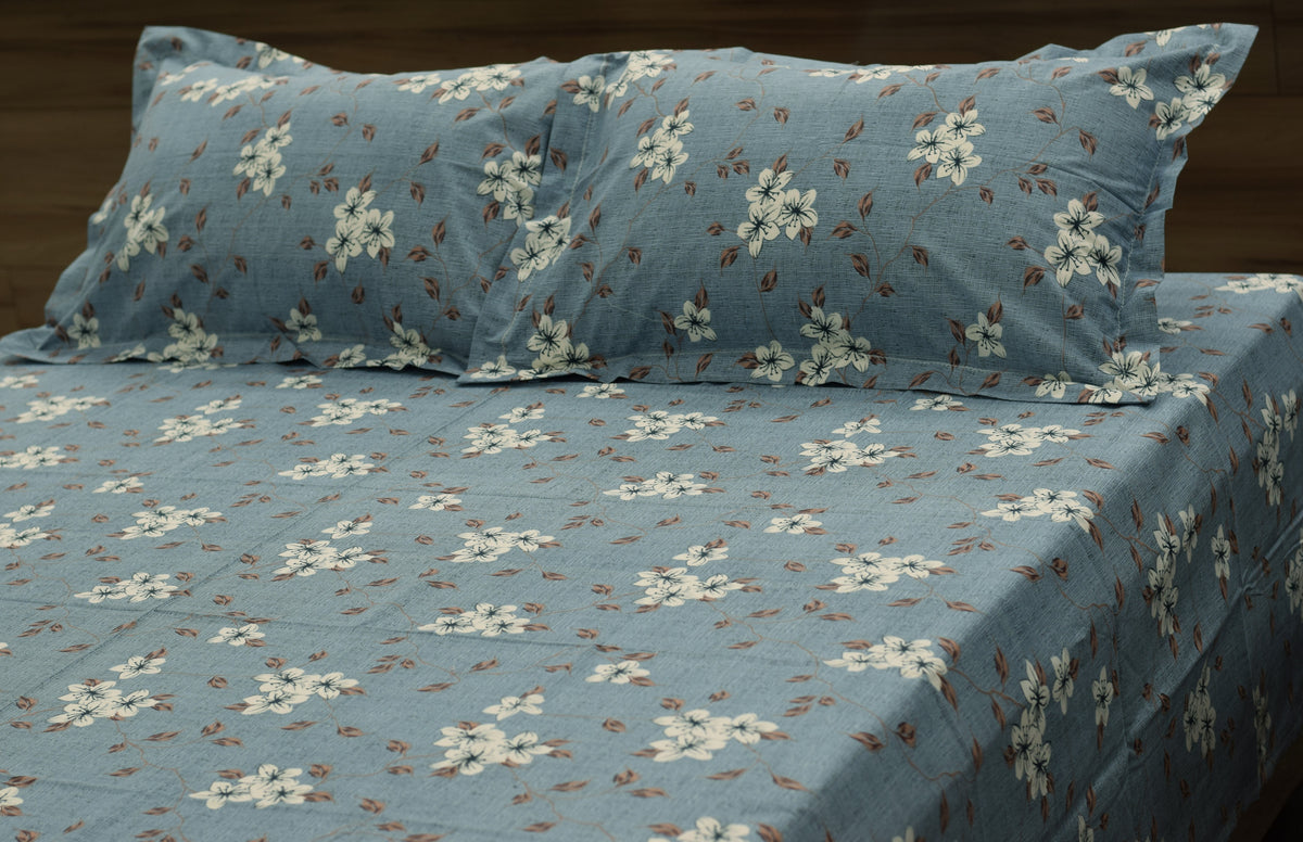 Queen Size Cotton Blend Floral Printed Bedsheet – Blue