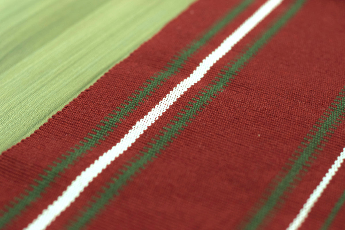 Red Striped Table Runner – 116 × 30 cm
