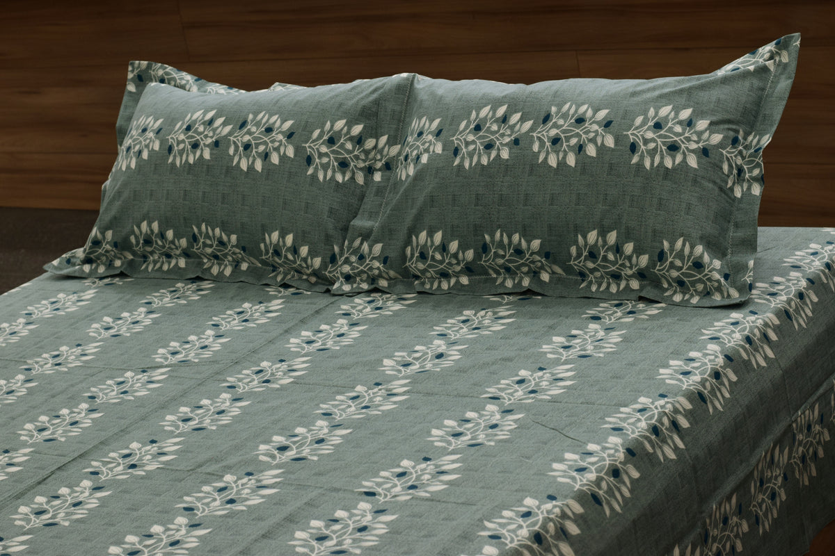 Dusty Blue Leafy Vine Print Queen Size Cotton Blend Bedsheet with 2 Pillow Covers (90x100 inches)