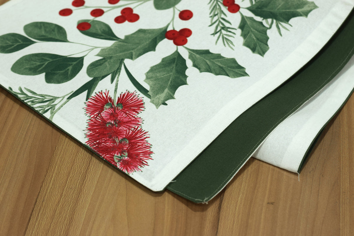 Christmas Floral Printed Table Runner – 150 × 35 cm