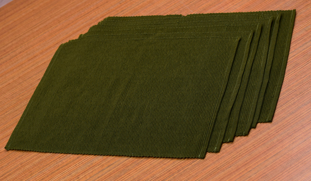 Textured Table Mat – 50 × 35 cm | Elegant Olive Green Ribbed Placemat