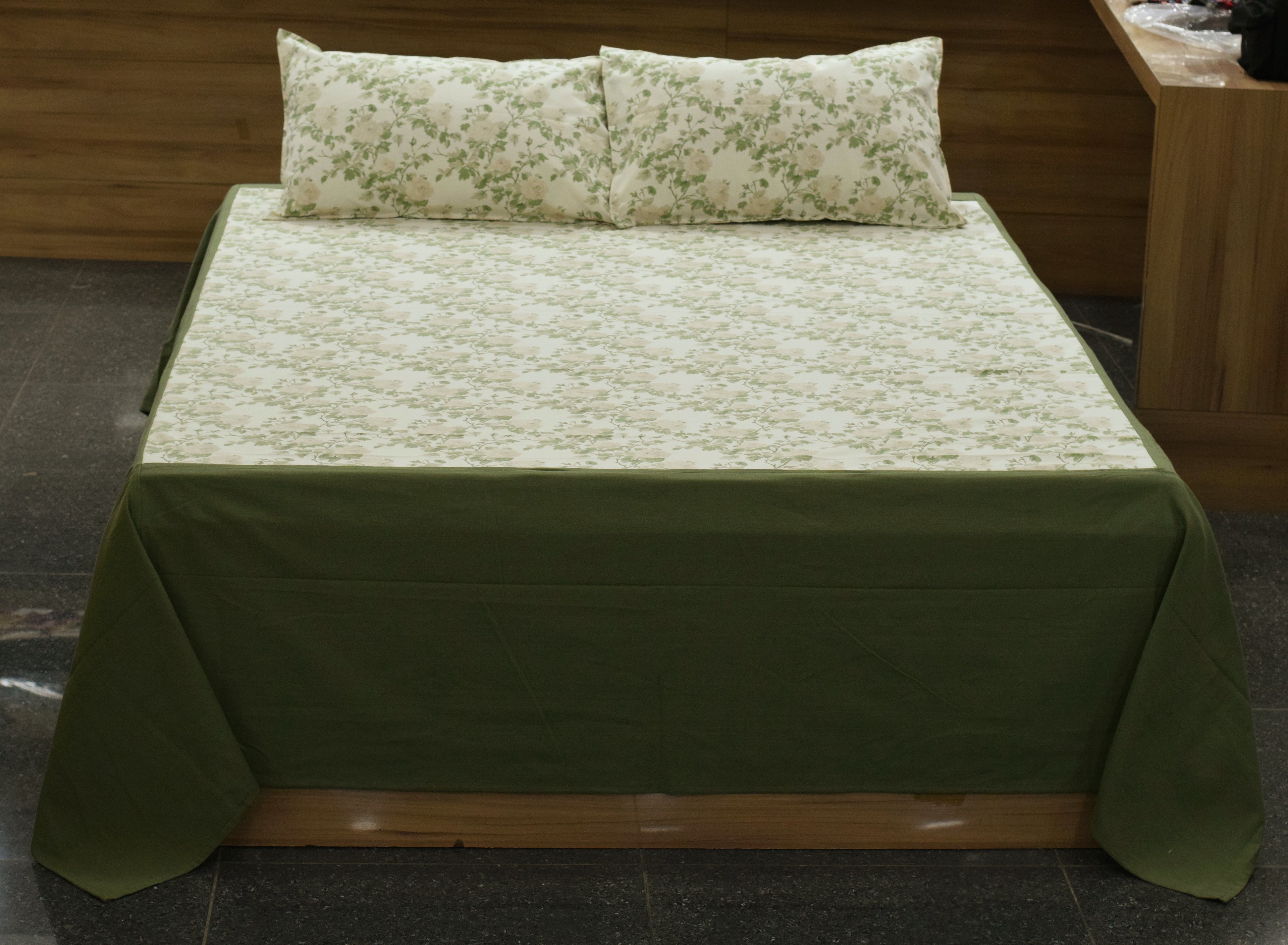 King Size Cotton Bedspread with Pillow Covers – Green Floral Print | 100 x 110 Inches