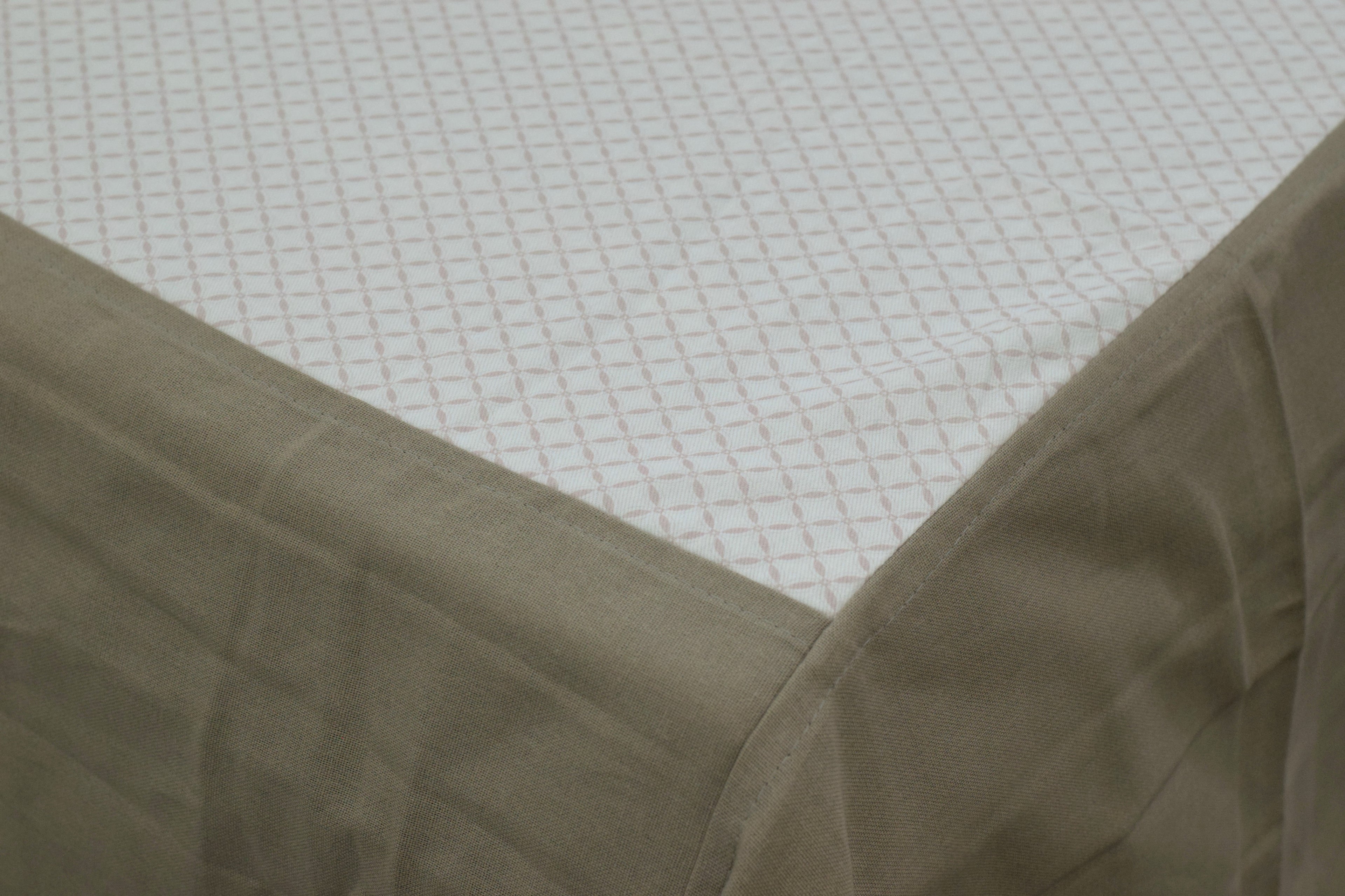 King Size Cotton Bedspread with Pillow Covers – Elegant Ivory & Taupe Geometric Design | Bedspread Set