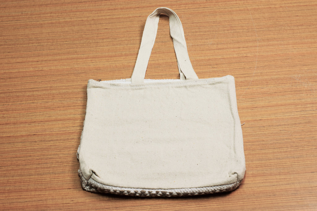 Off-White & Beige Jute Cotton Blend Shoulder Bag with Tassel Detailing – Nushio by Pulpel