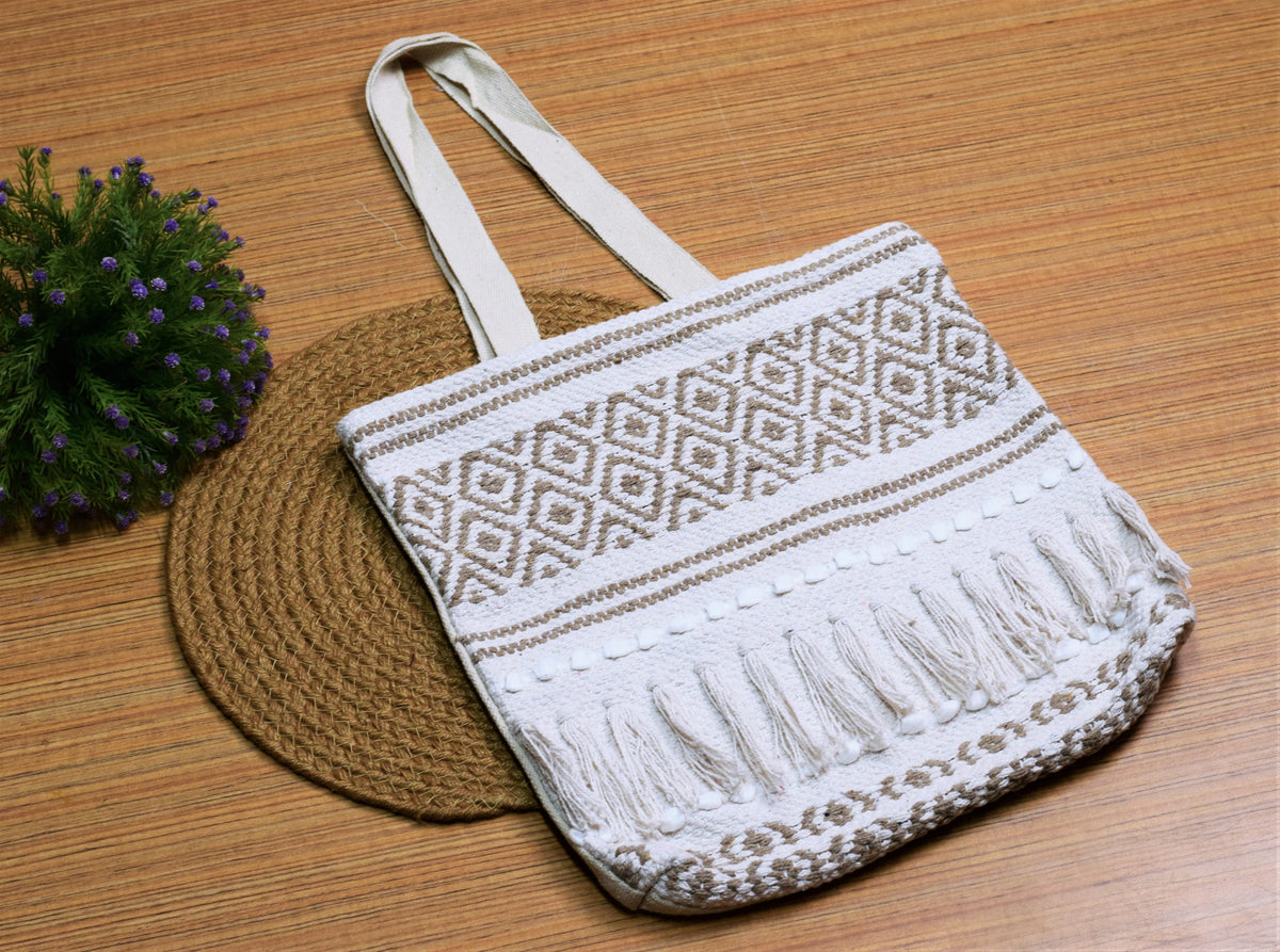 Off-White & Beige Jute Cotton Blend Shoulder Bag with Tassel Detailing – Nushio by Pulpel