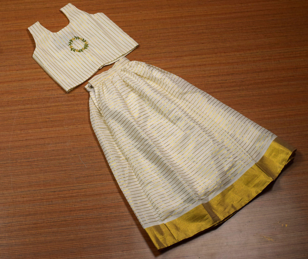 Girls Kerala Traditional Skirt & Top Set – White with Golden Stripes | Onam Festive Wear | Sleeveless Ethnic Outfit