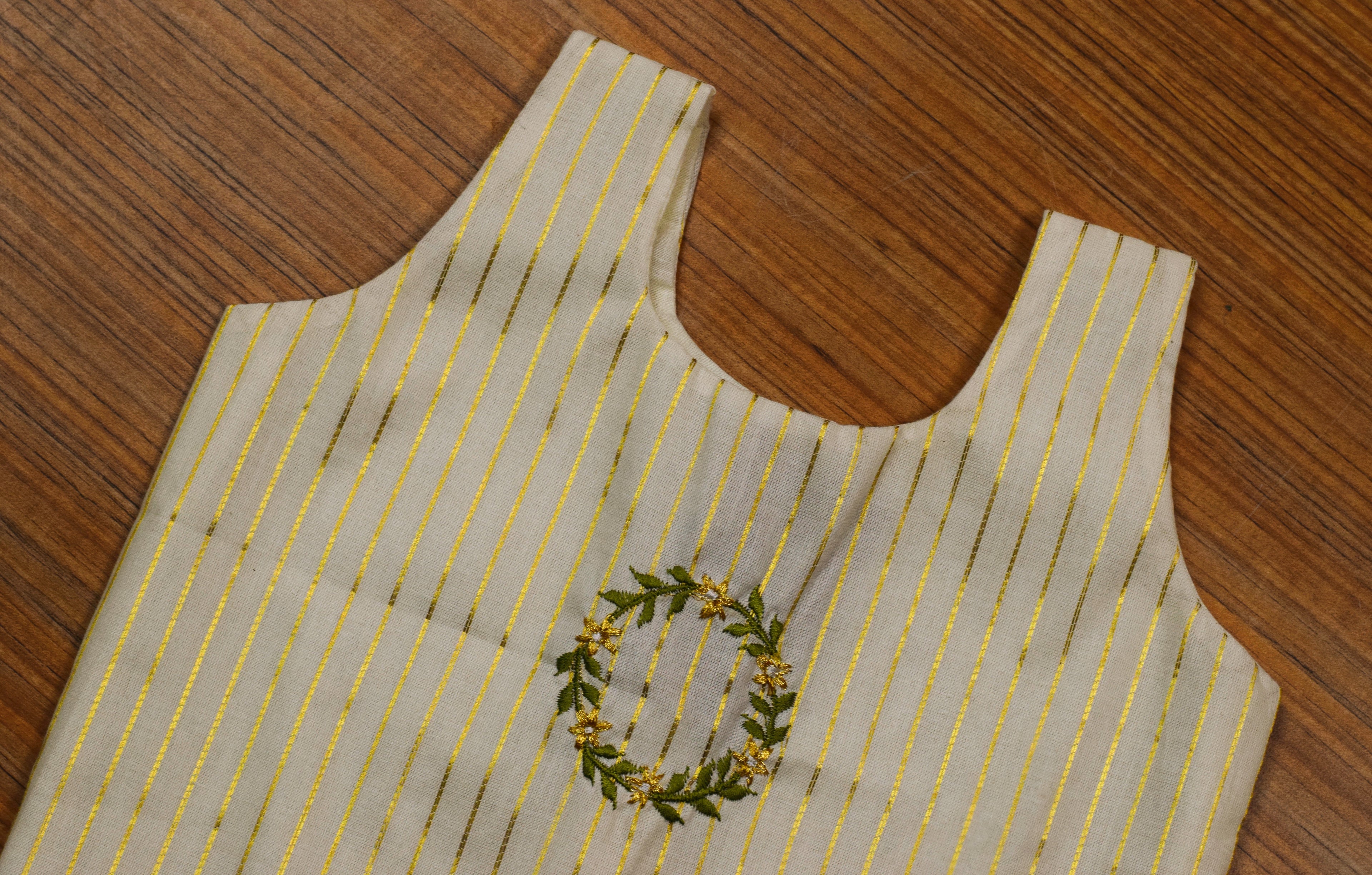 Girls Kerala Traditional Skirt & Top Set – White with Golden Stripes | Onam Festive Wear | Sleeveless Ethnic Outfit