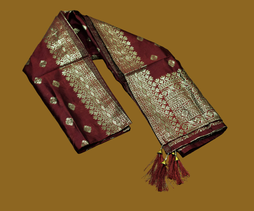 Traditional & Elegant Girls' Readymade Dhavani Set - Maroon & Off-White with Gold Brocade