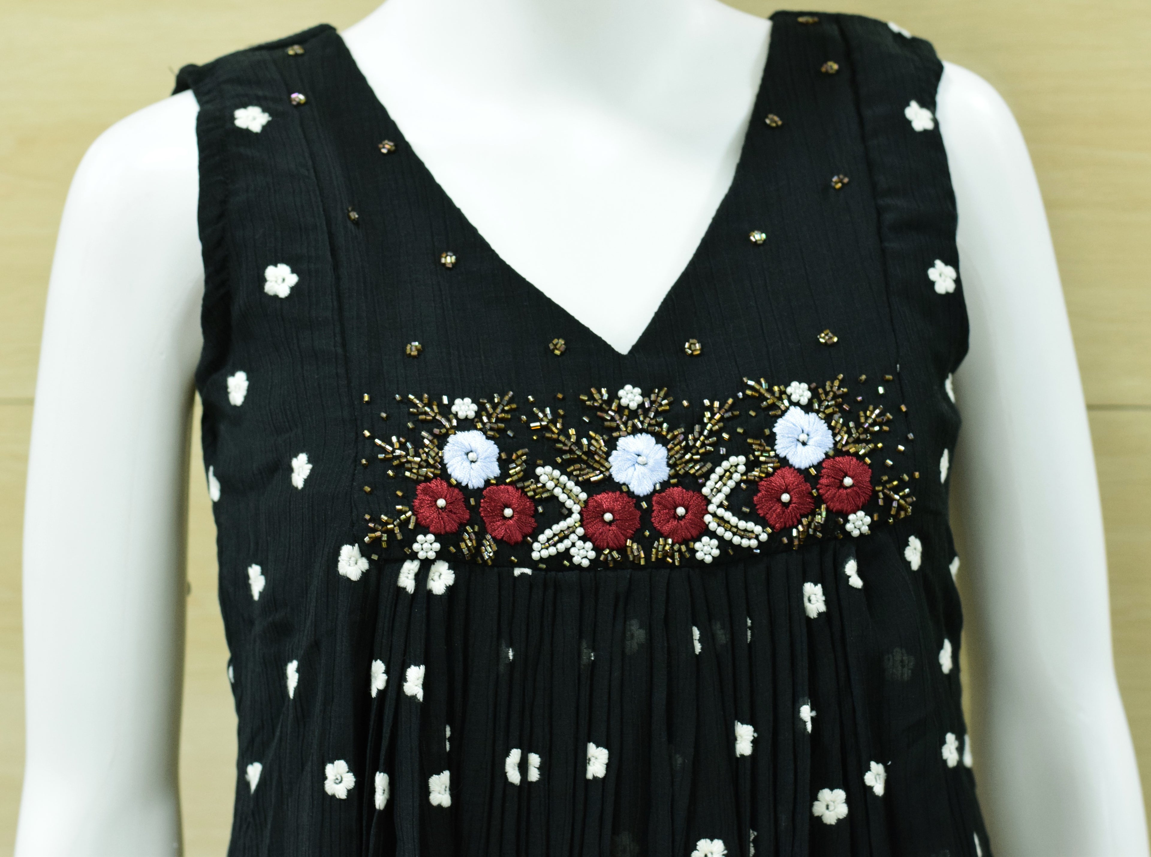 Women's Mull Chiffon Embroidered Churidar Top – Black Floral V-Neck Sleeveless Kurti (Top Only)