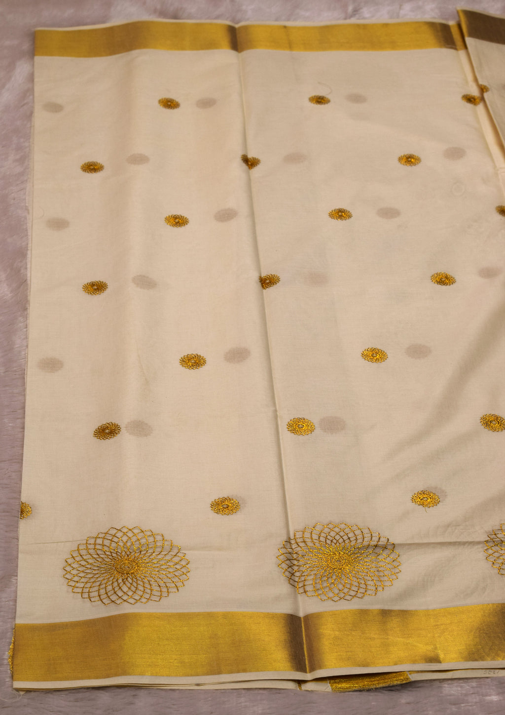 Kerala Kasavu Saree with Golden Floral Motif & Blouse