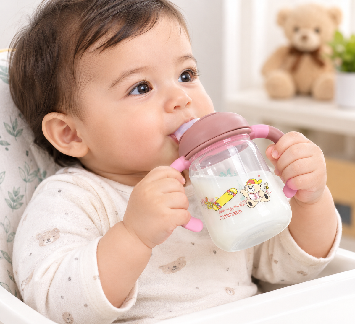 Cute Cartoon Bear Baby Feeding Bottle with Twin Handles (Pink)
