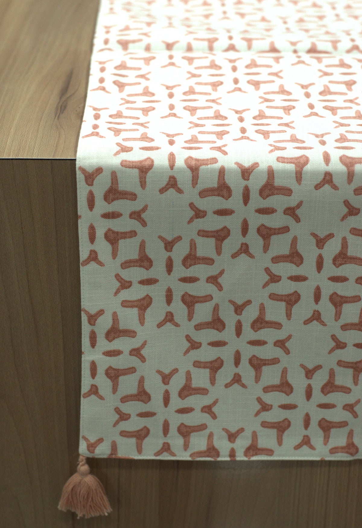 Cream Printed Table Runner with Decorative Tassels – 180 × 35 cm