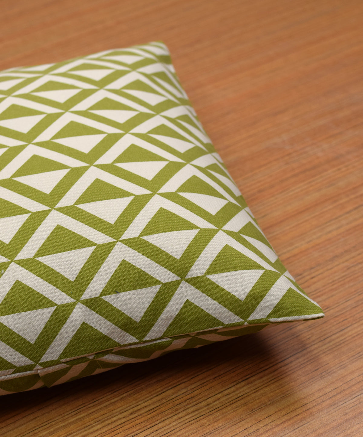 Green & White Geometric Printed Cushion Cover – 16 x 16 Inches | – Nushio by Pulpel