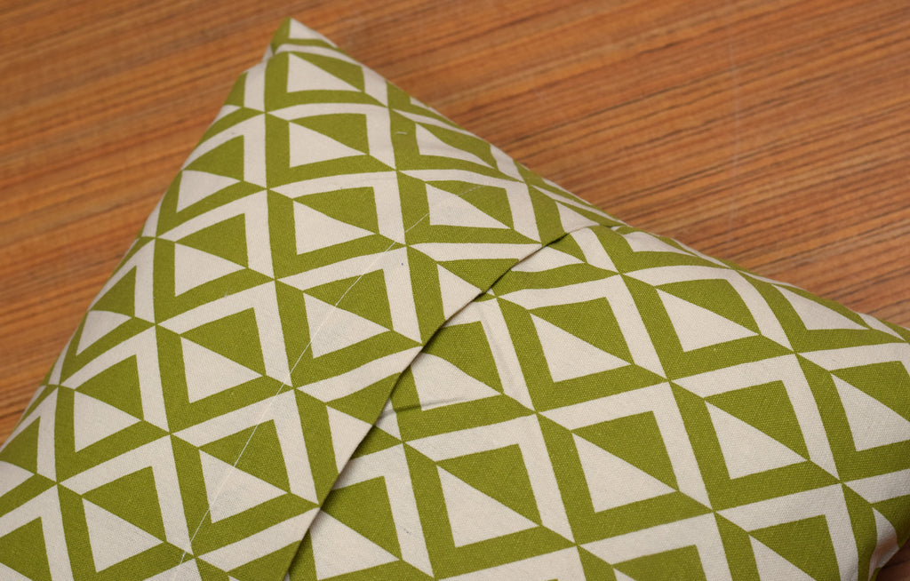 Green & White Geometric Printed Cushion Cover – 16 x 16 Inches | – Nushio by Pulpel
