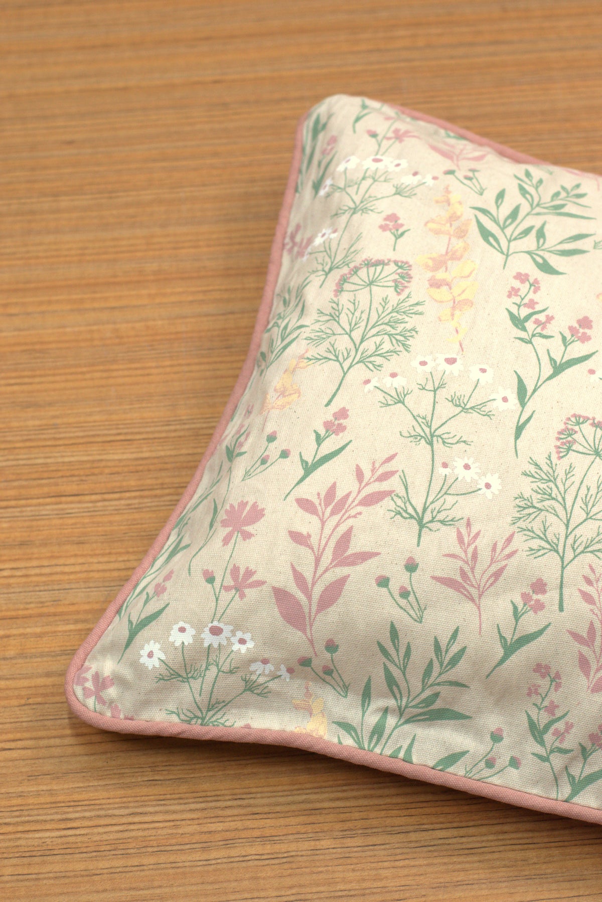 Floral Printed Cushion Cover with Pink Border – 16 x 16 Inches | – Nushio by Pulpel