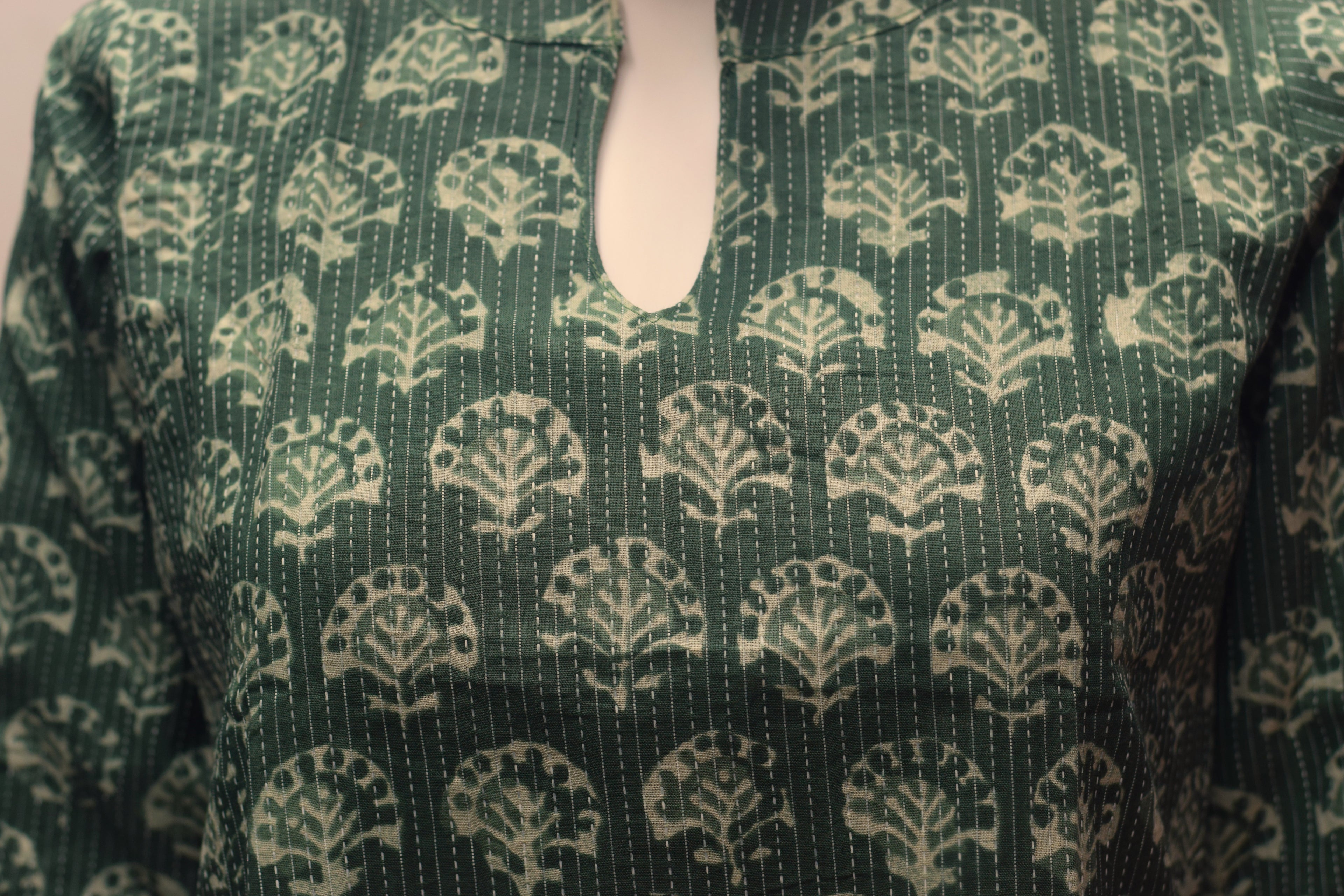 Women’s Green Printed Churidar Kurti Top – M Size | Elegant Everyday Wear