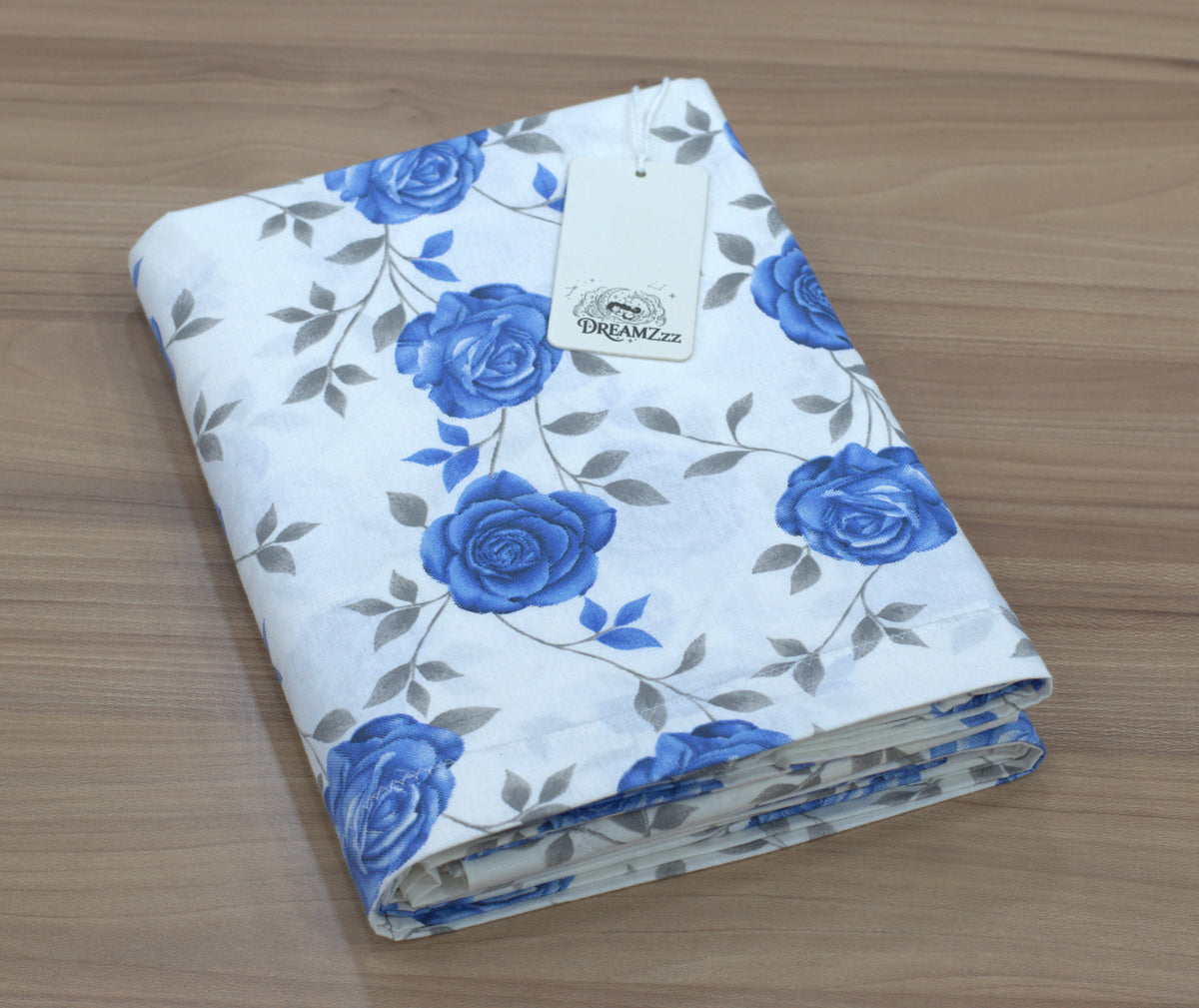 Queen Size blend Bedspread – Blue Floral Print with Matching Pillow Covers