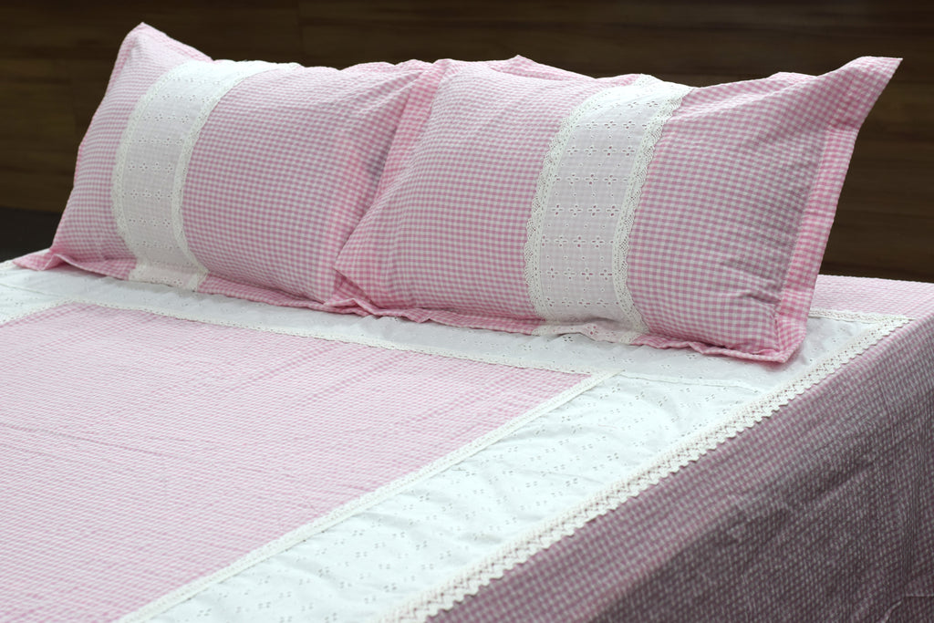 King Size Cotton Bed Sheet Set – Pink Checkered Design with Contrast Border & Pillow Covers
