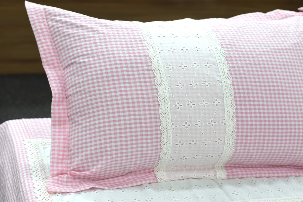King Size Cotton Bed Sheet Set – Pink Checkered Design with Contrast Border & Pillow Covers