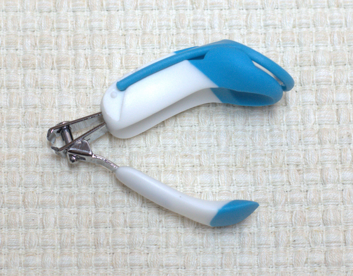 Baby Safety Nail Clipper with Built-In Magnifying Glass – Easy-Grip Ergonomic Trimmer