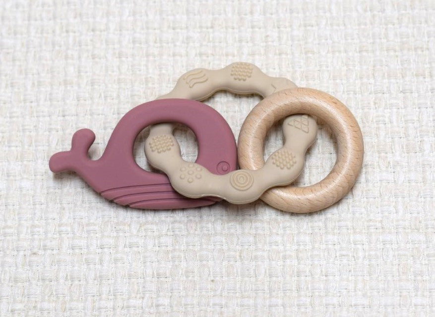 Silicone & Natural Wood Whale Teether Ring Set – Soothing Teething Toy for Babies