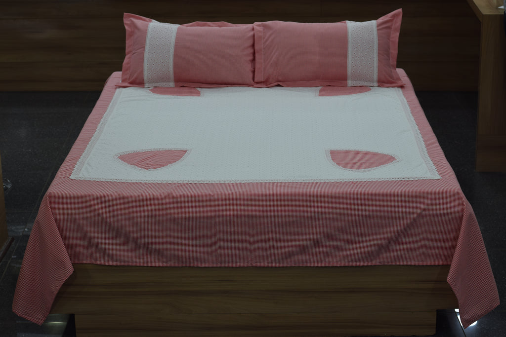 Elegant Pink & White King Size Bedsheet Set with Pillow Covers