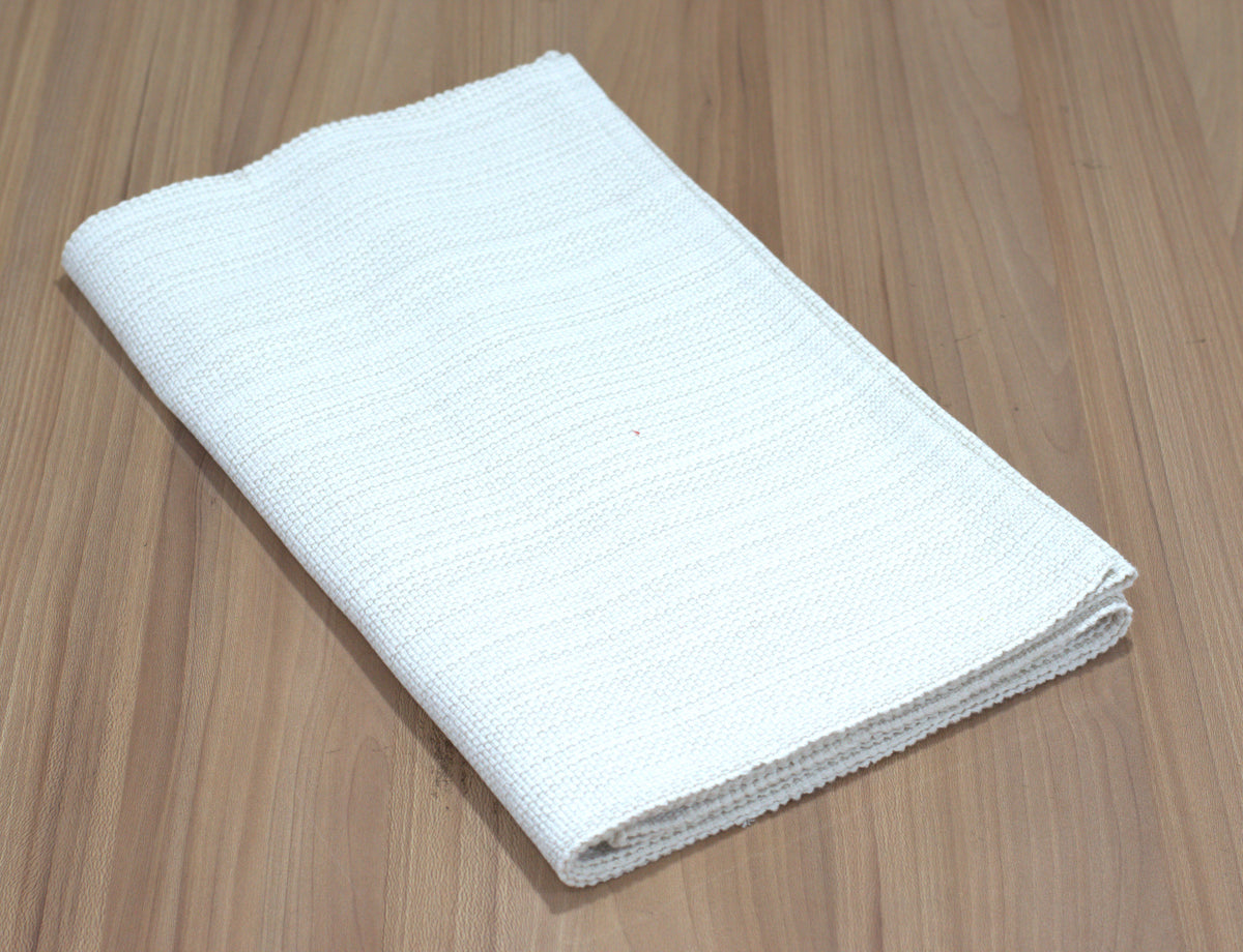 Elegant Textured Table Runner – Off-White | 3.15 m x 40 cm