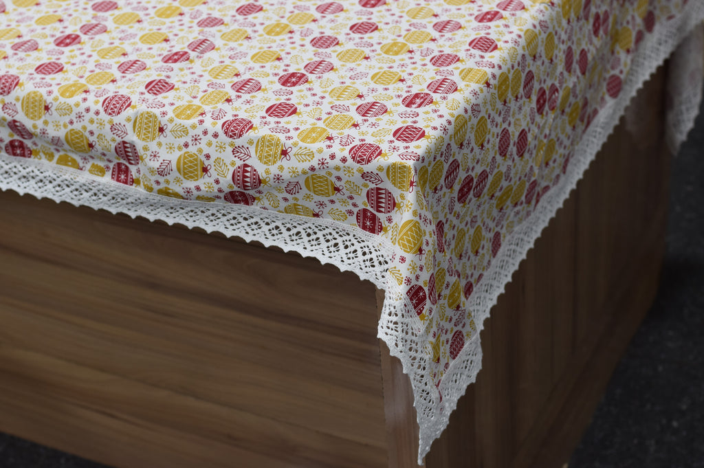 Festive Red &Yellow Christmas Print Tablecloth with White Lace – Nushio by Pulpel
