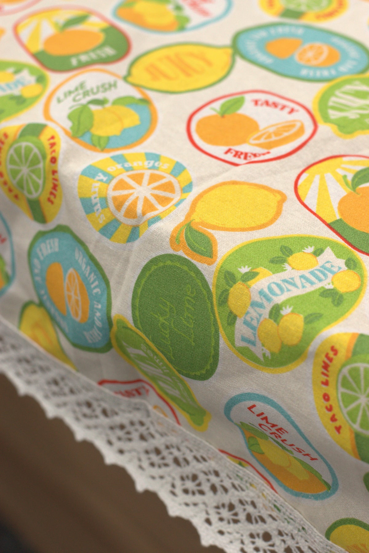 Lemon & Citrus Printed Table Cloth with Elegant White Lace Border – Nushio by Pulpel
