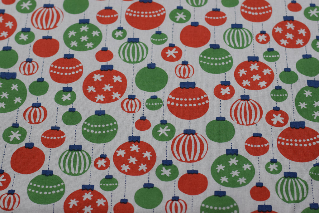 Festive Christmas Bauble Printed Cotton Table Cover with Lace Trim – Nushio by Pulpel