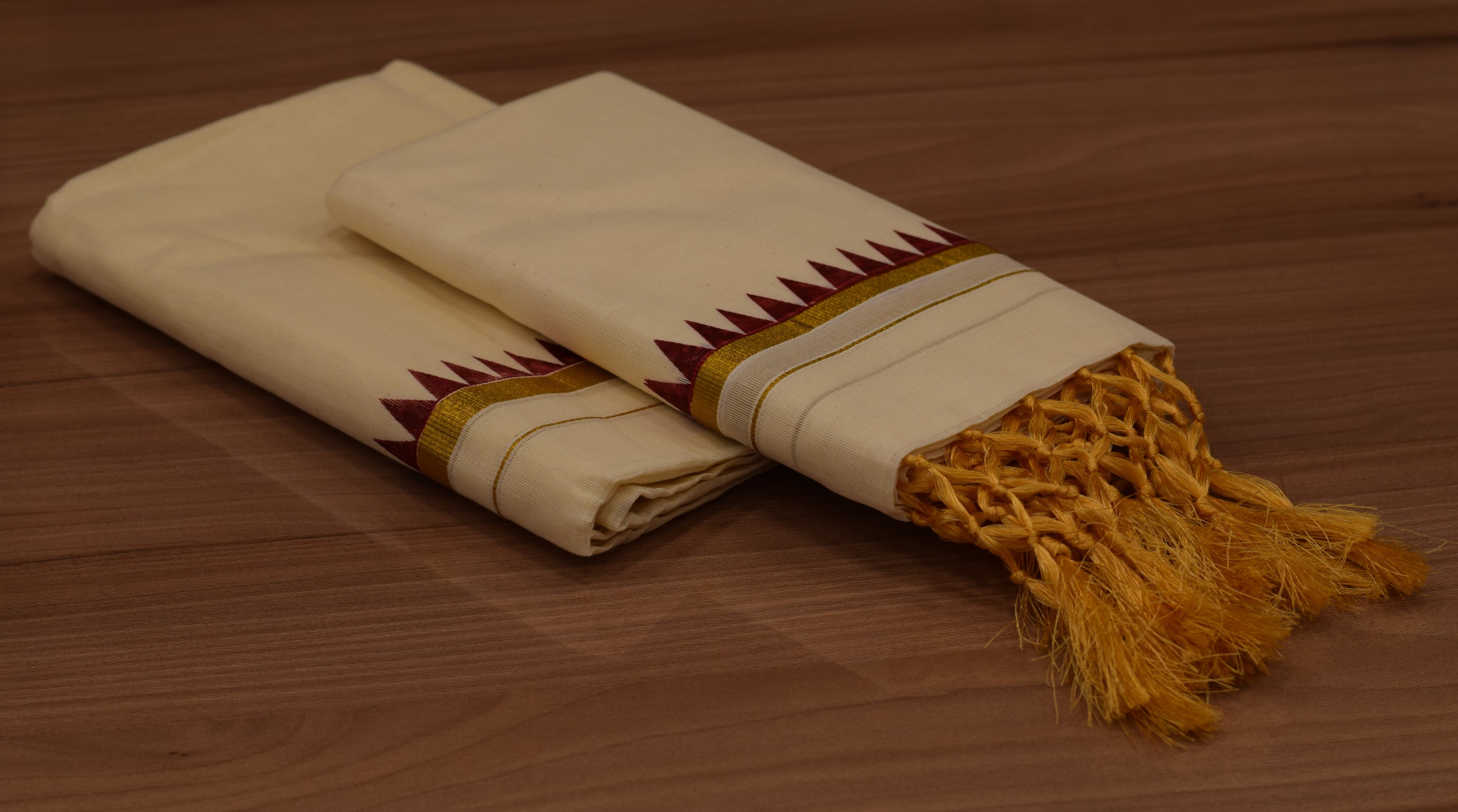 Kerala Kodi Color Women's Set Mundu – 2.80 Meter Traditional Cotton Set Mundu with Maroon & Golden Border