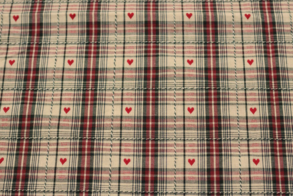 Premium Plaid Cotton Tablecloth with Heart Motifs – 6 to 8 Seater – Nushio by Pulpel