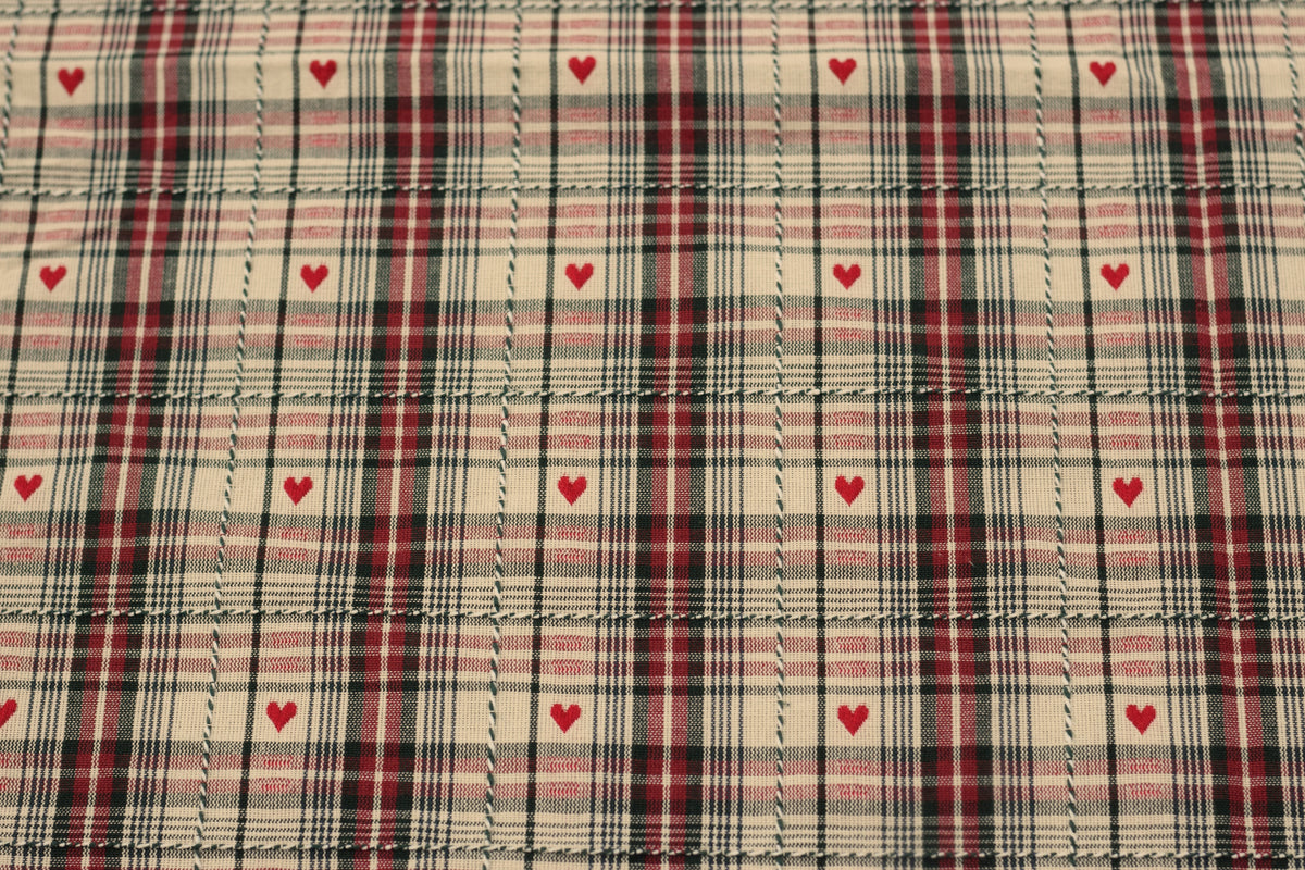 Premium Plaid Cotton Tablecloth with Heart Motifs – 6 to 8 Seater – Nushio by Pulpel