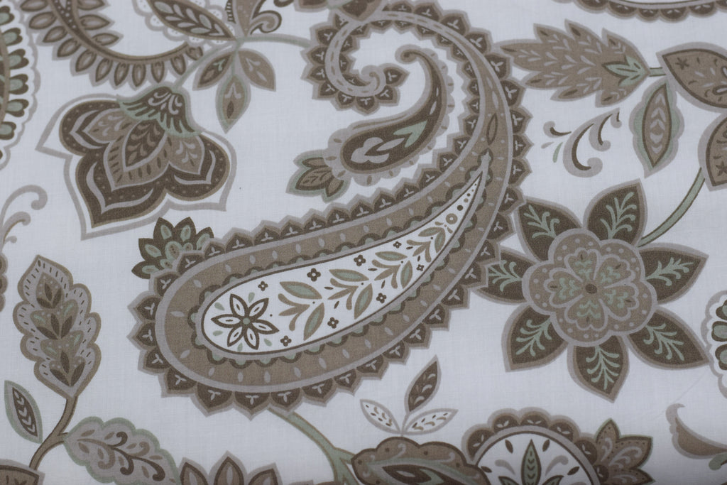 Premium Cotton Double Bedsheet – Elegant Paisley Floral Print | 110 x 110 Inches