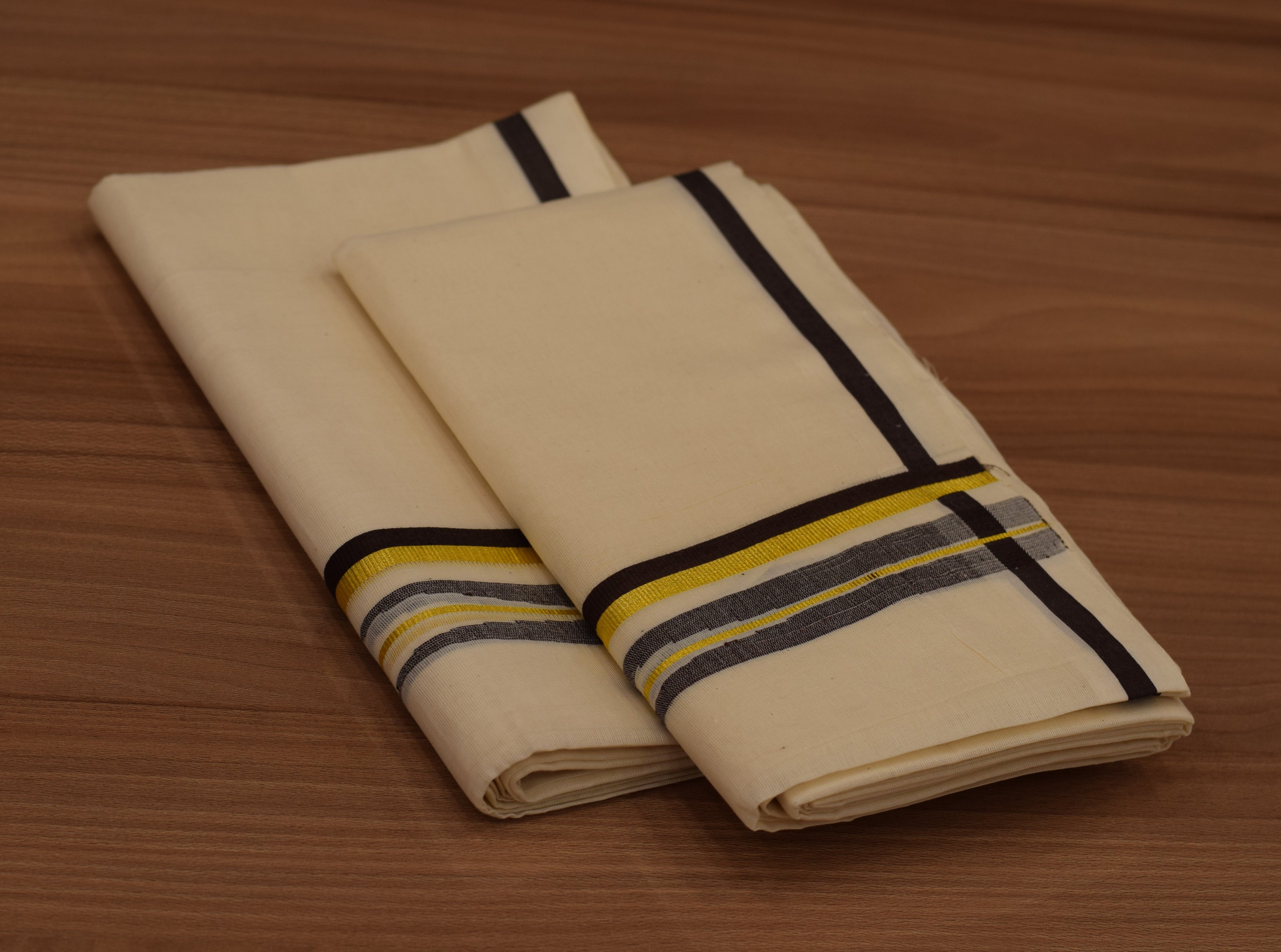 Kerala Kodi Color Women's Set Mundu – 2.80 Meter Traditional Cotton Set Mundu with Brown & Golden Border