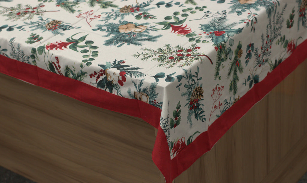Christmas Floral Printed Table Cloth with Red Border | 240 × 150 cm – Nushio by Pulpel
