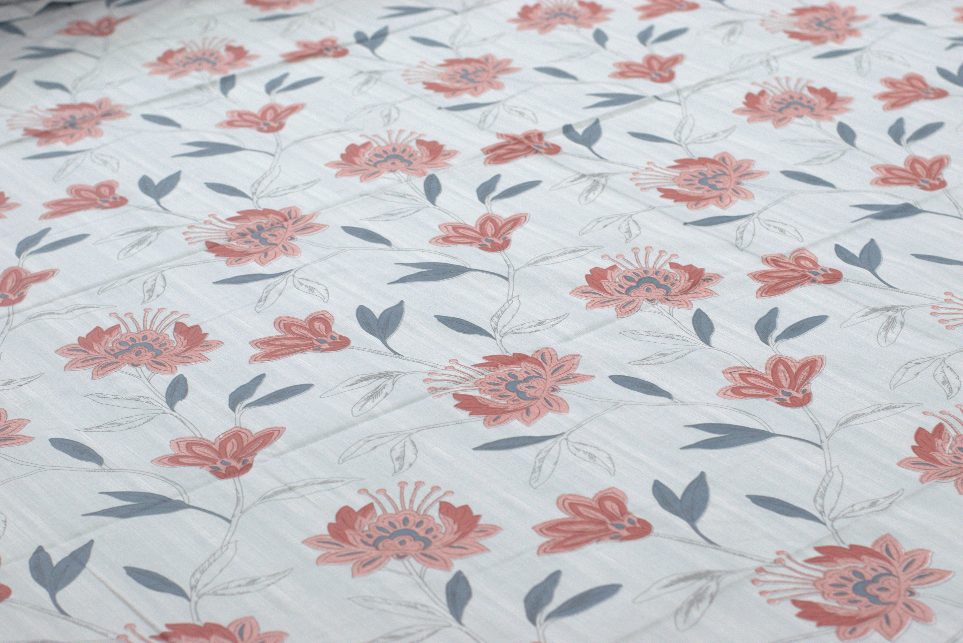 Soft Floral Print Queen Size Bedsheet with 2 Pillow Covers – Elegant Cotton Comfort