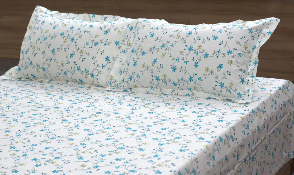 Blue Floral Queen Size Cotton Bedsheet with Pillow Covers