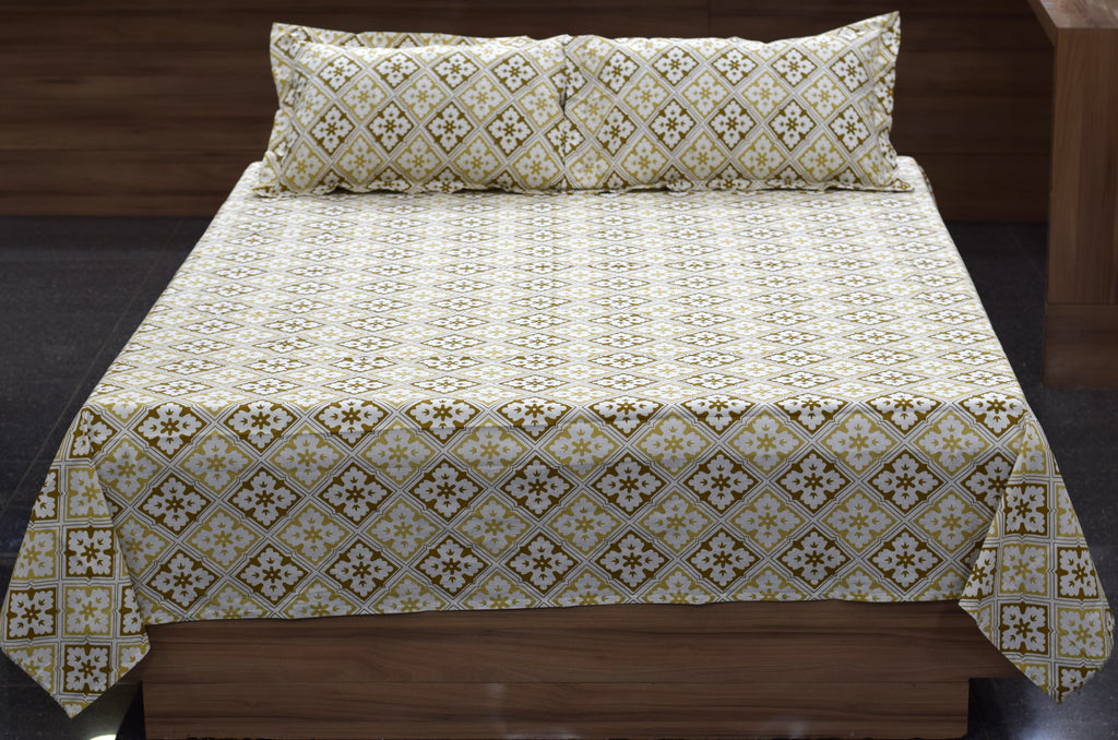 Golden Heritage Queen Size Bedsheet with Pillow Covers