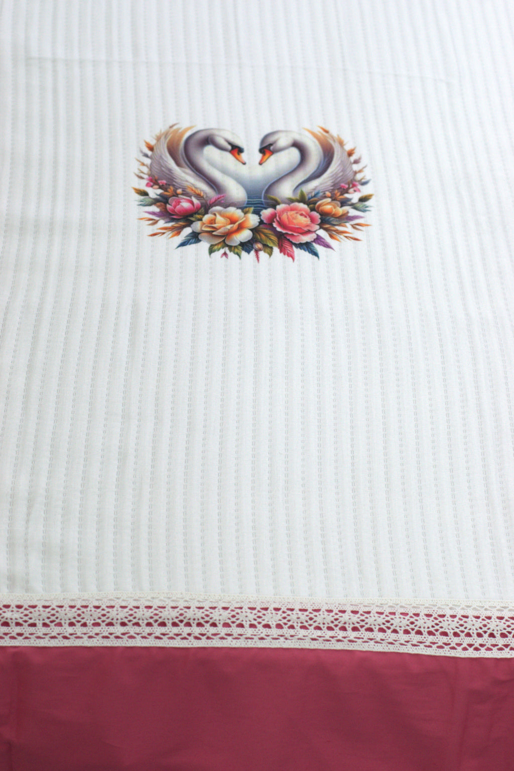 Premium King Size Cotton Bedspread with Matching Pillow Covers – Elegant Floral Accent