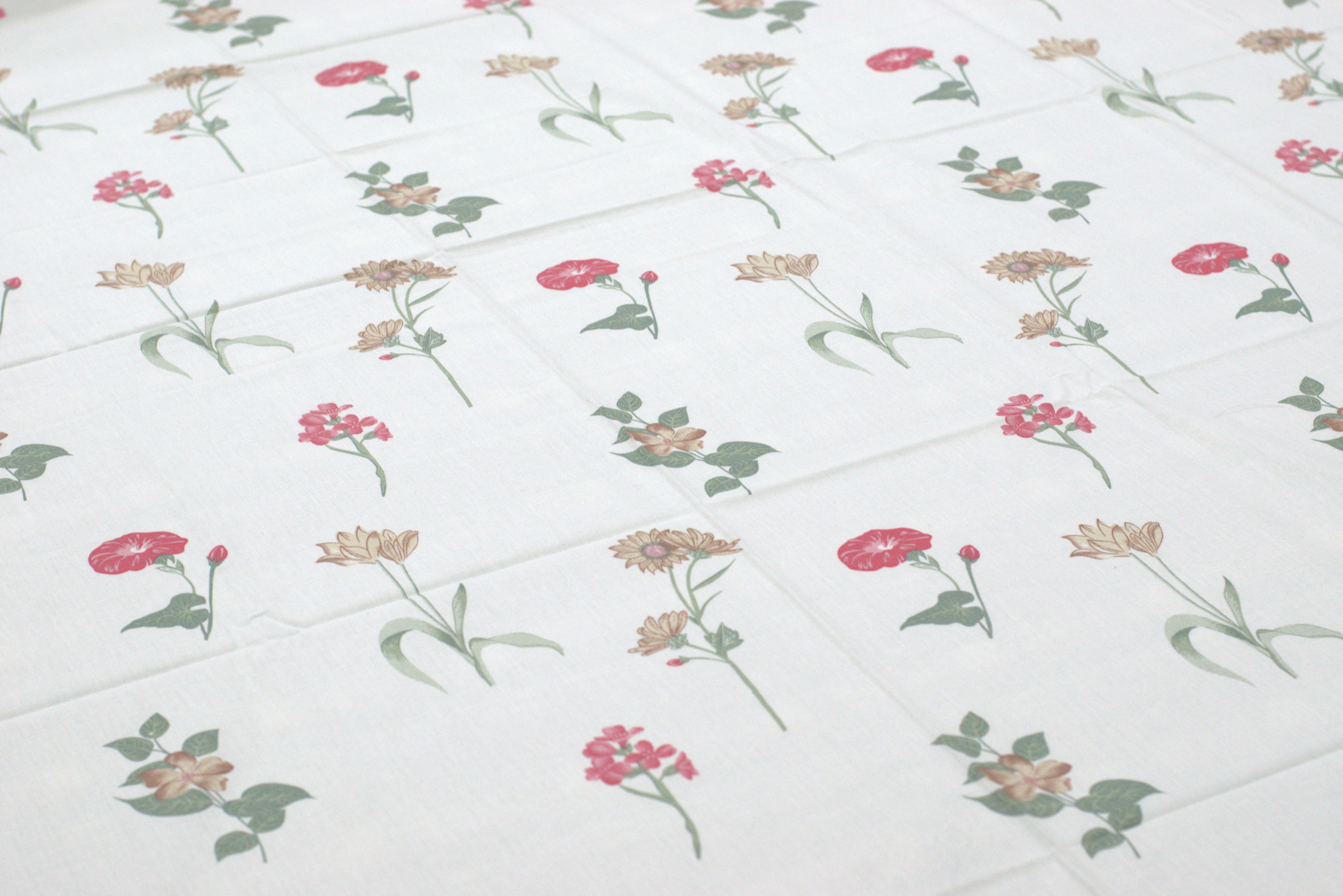 Floral Print Queen Size Bedsheet with Pillow Covers - View 3 - Floral - Nushio