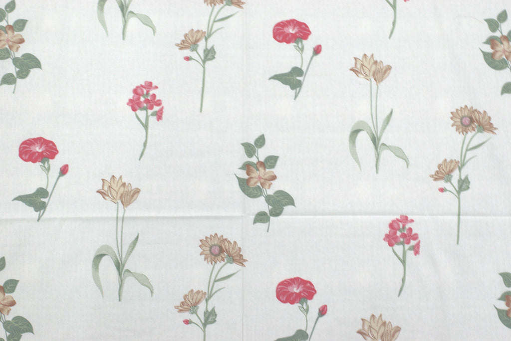 Floral Print Queen Size Bedsheet with Pillow Covers