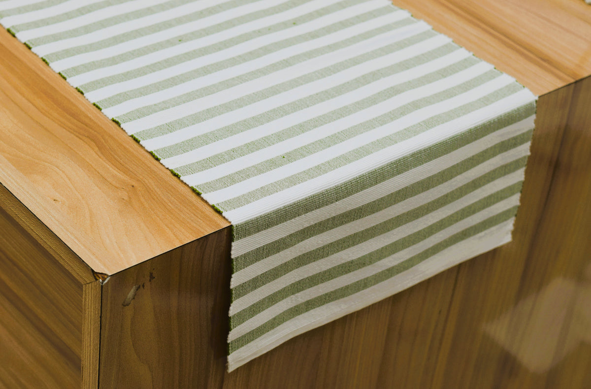 Green & White Striped Table Runner – 118 × 33 cm