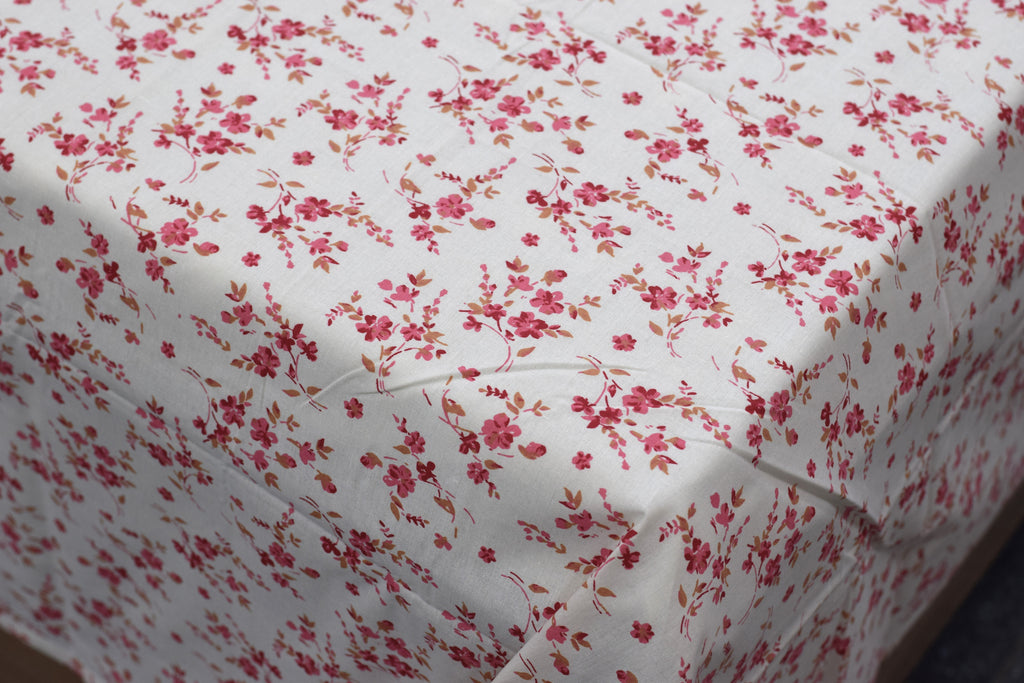 Queen Size Floral Printed Bed Spread – 90 x 100 Inches