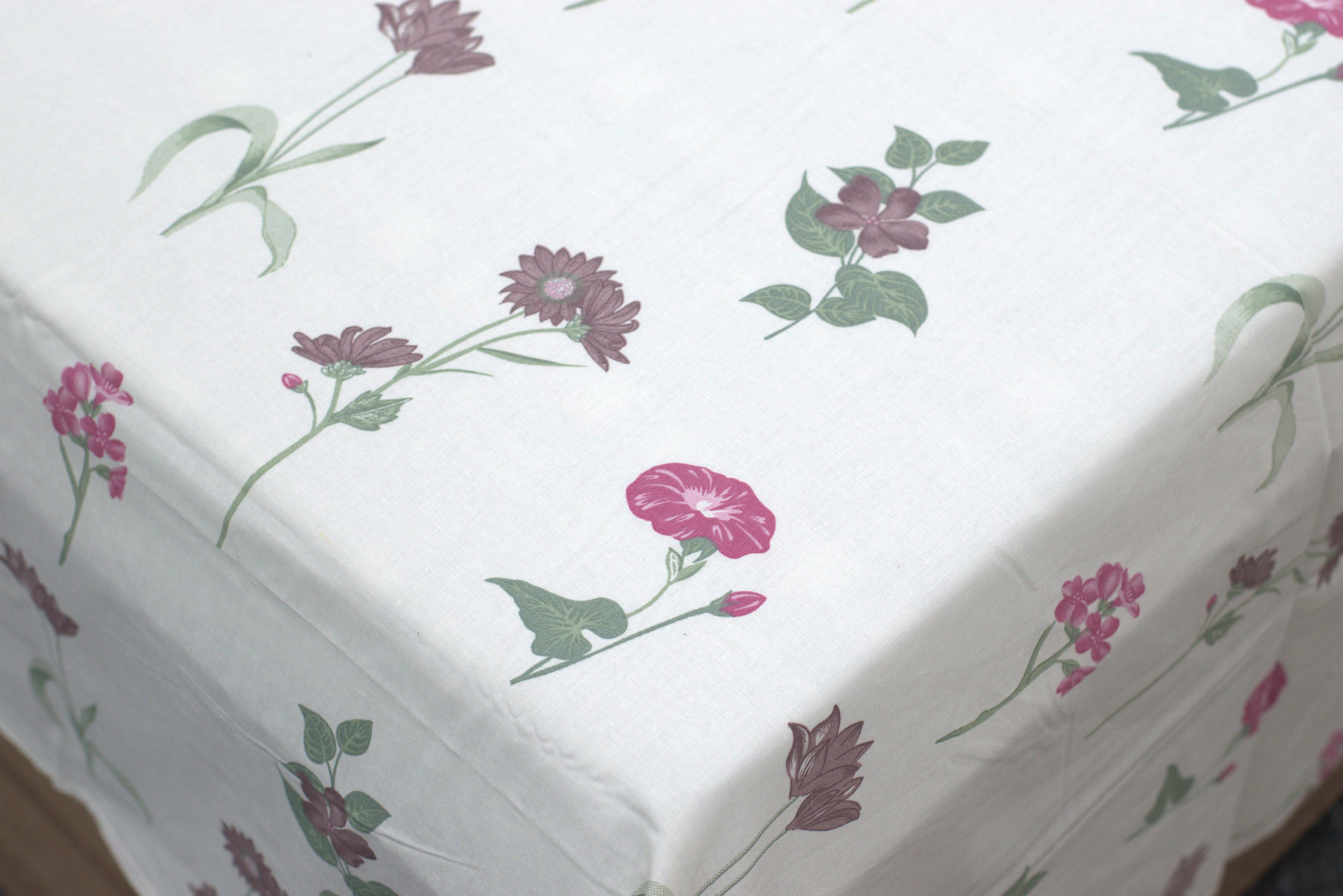 Queen Size White Floral Printed Bedsheet with 2 Pillow Covers – Cotton Comfort
